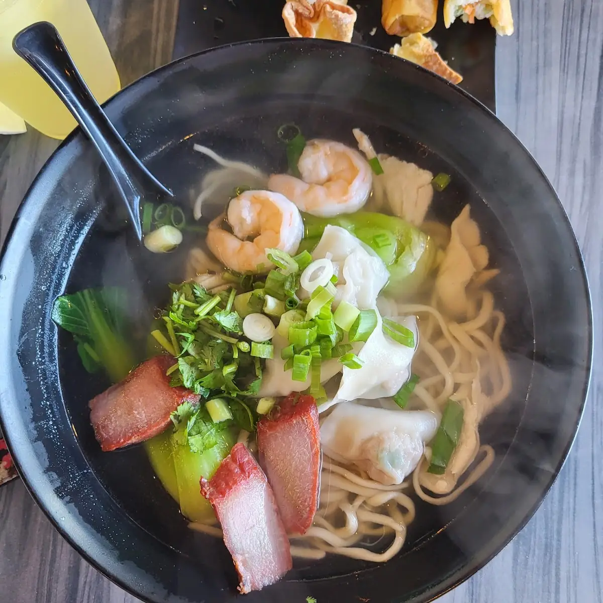 chicken noodle soup 雞湯麵